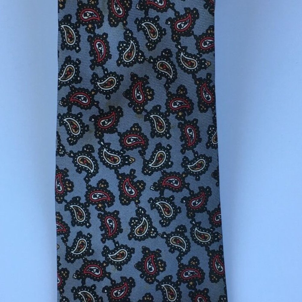 🌻Bill Blass Silk Italy Neck-tie Multi color
